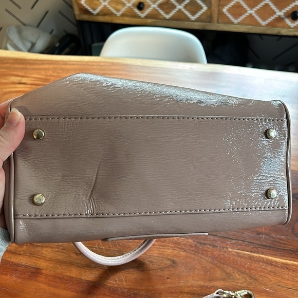 Kate Spade  Cedar Street Small Pearl Patent Leather Rosewater Women Bag - Picture 12 of 14